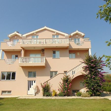 Pansion Kardum Bed and Breakfast Bibinje Exterior foto