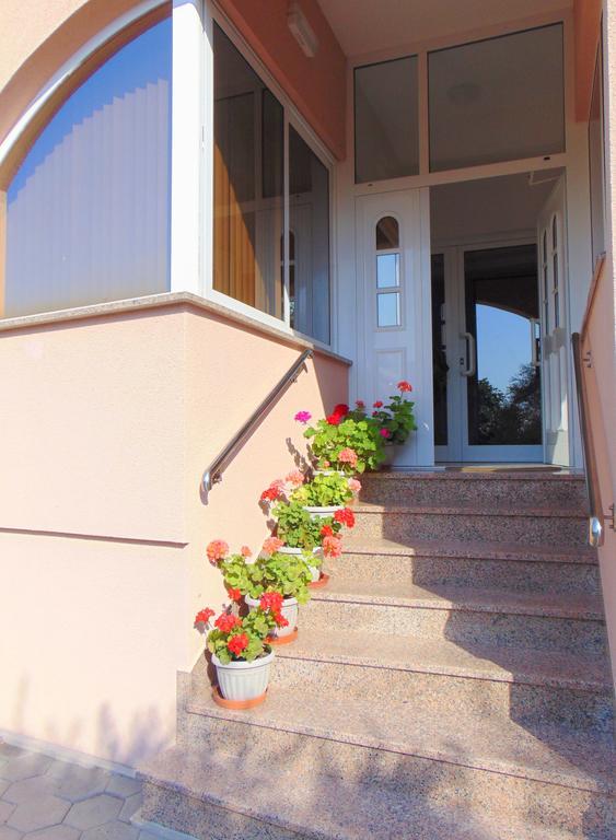 Pansion Kardum Bed and Breakfast Bibinje Habitación foto